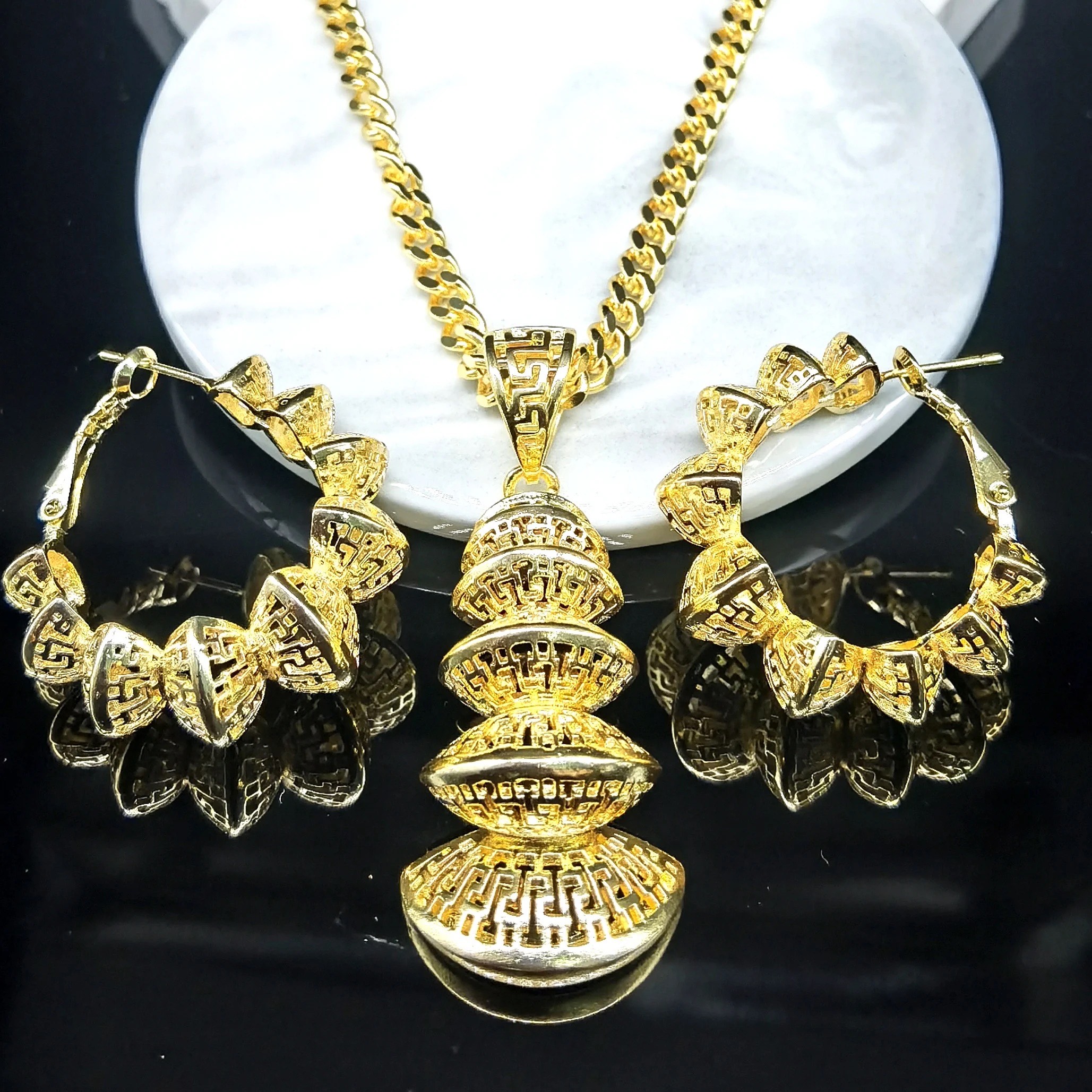 ST 416 18karat gold plated Africa bras set earrings necklace pendant