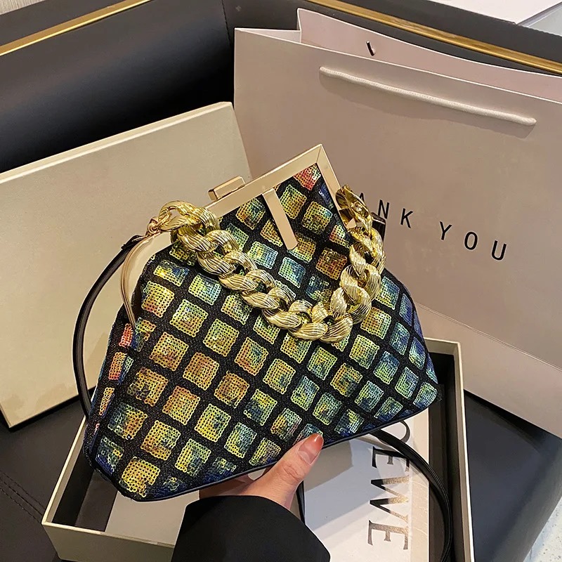 ST 6789 High Quality women's Chain Versatile Grilles Shoulder Crossbody Bag ( B )